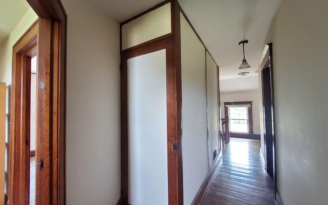 Building Photo - 351 Harriman Heights Rd