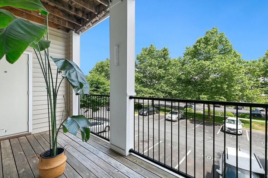 Balcony - 19625 Galway Bay Cir