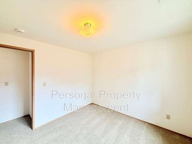 Building Photo - 14815 NE 91st St