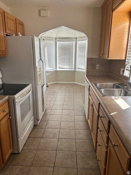 Building Photo - 680 W 4800 S