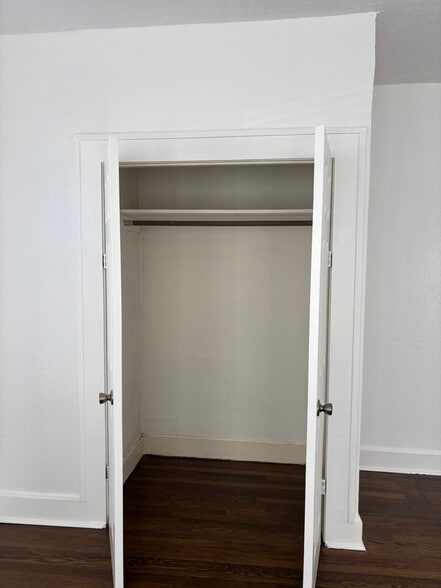 Building Photo - 5638 Richard Ave