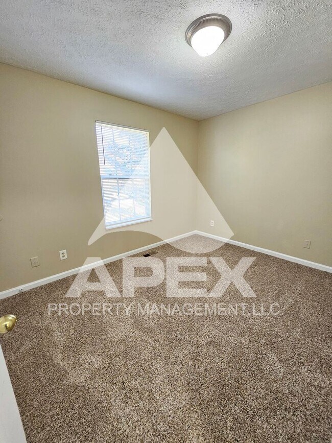 Building Photo - Nice 2 Bd | 1.5 Ba Townhouse in West Knox ...