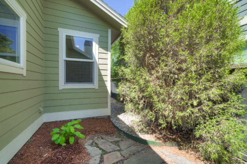 Building Photo - 3167 Spring Ridge Dr