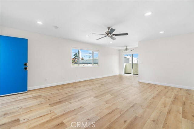 Building Photo - 523 W 12th St