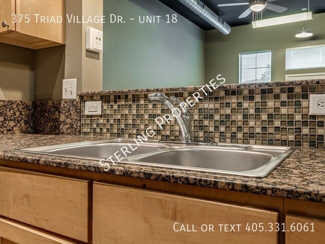 Building Photo - 375 Triad Village Dr