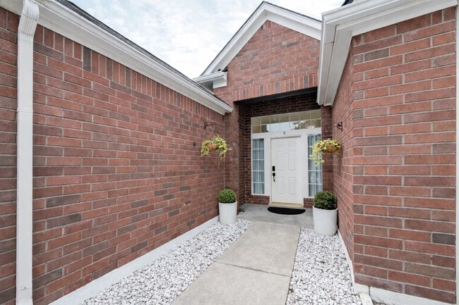 Building Photo - 3111 Birchleaf Dr