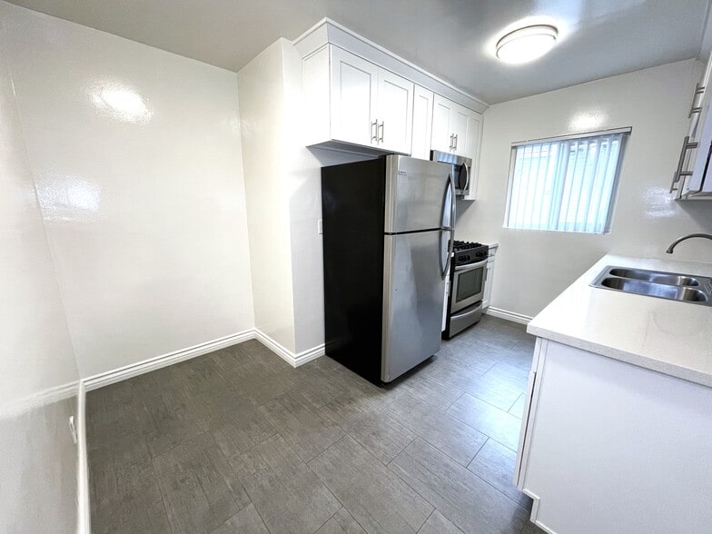 Building Photo - 3635 Westwood Blvd