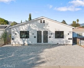 Building Photo - 17313 Los Alimos St