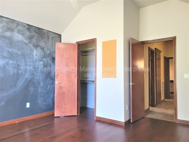 Building Photo - 8821 NW 120th St