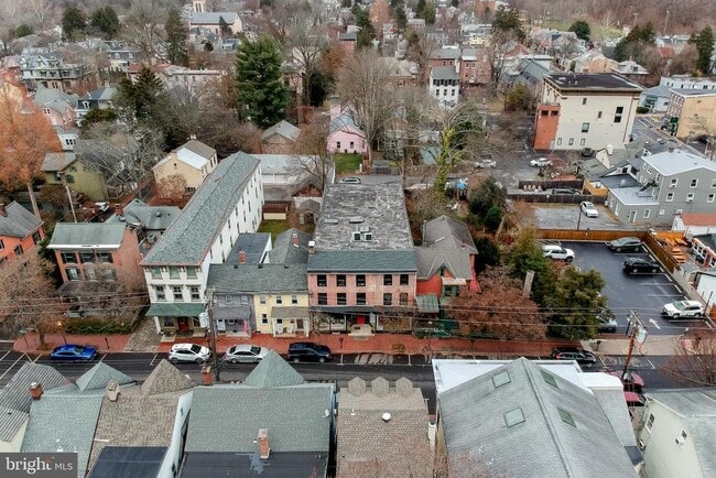 Building Photo - 54 Coryell St