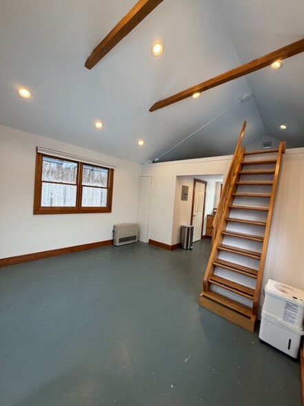 Building Photo - 67 Proctor Ave