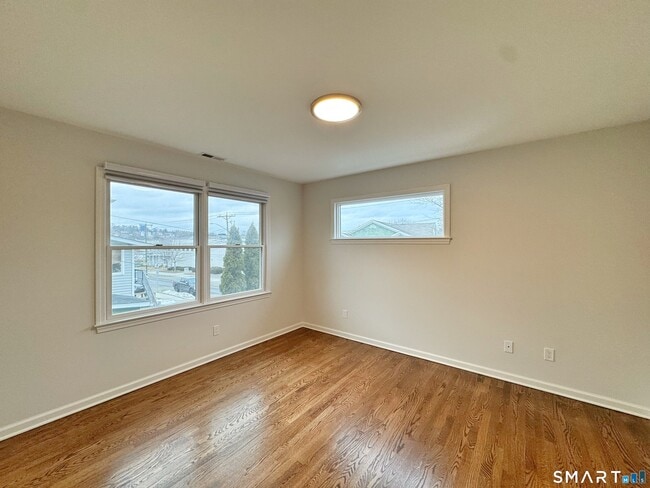 Building Photo - 36 Chapel St