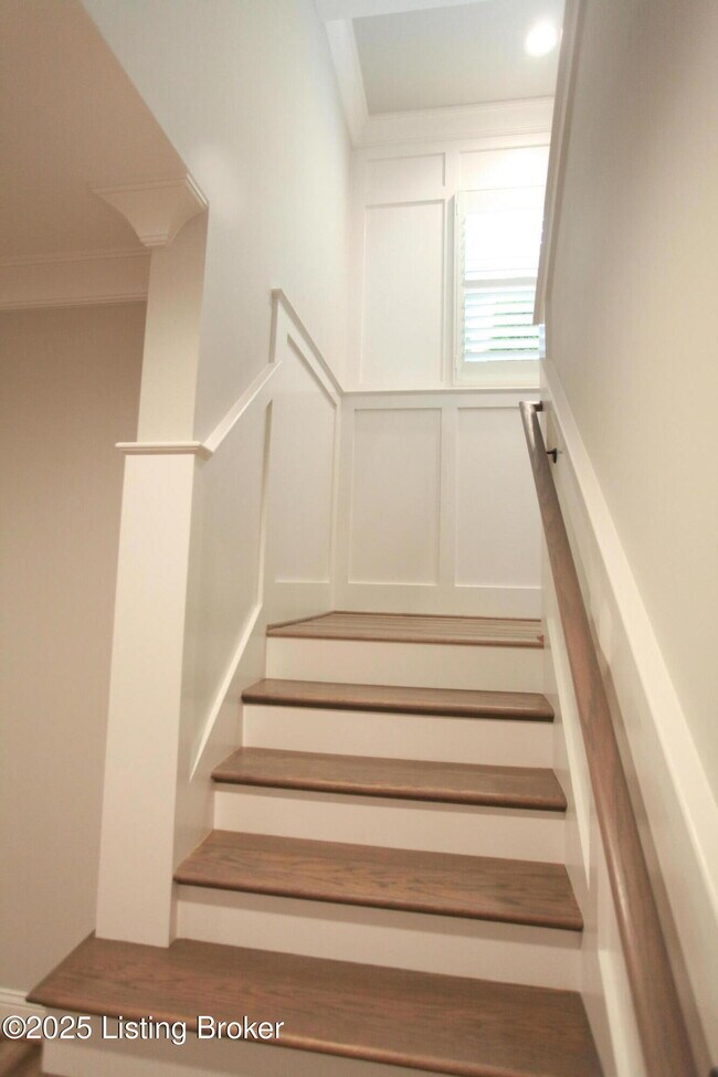 Building Photo - 6224 Mistflower Cir