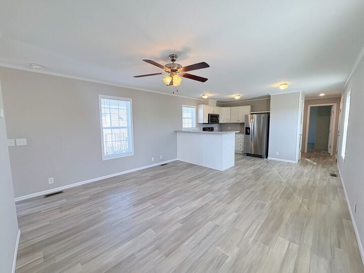 Building Photo - 10610 State Rte 762