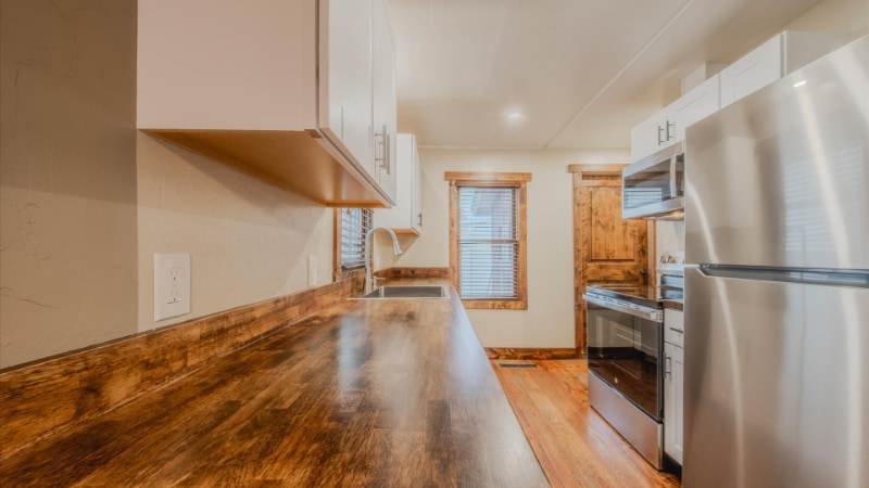 Building Photo - 916 2nd St