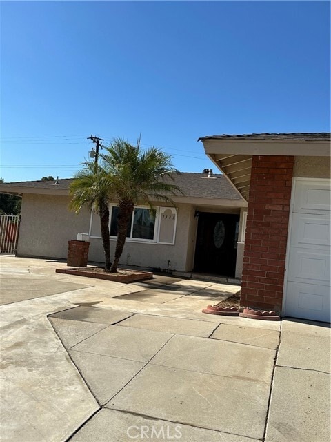 Primary Photo - 1341 Hartview Ave