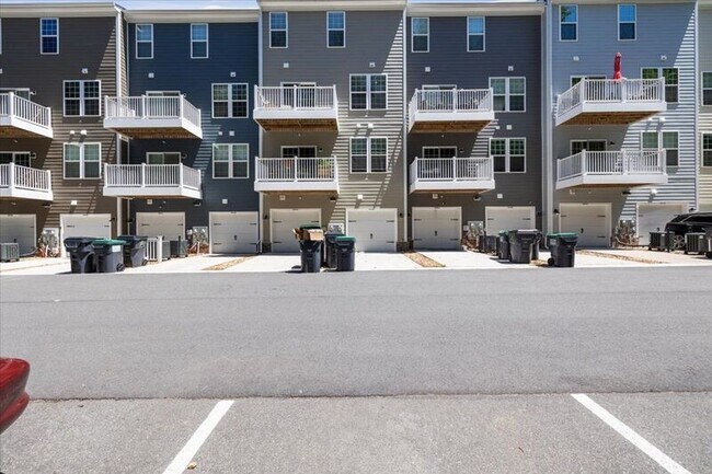 Building Photo - 4641 Wistar Creek Dr