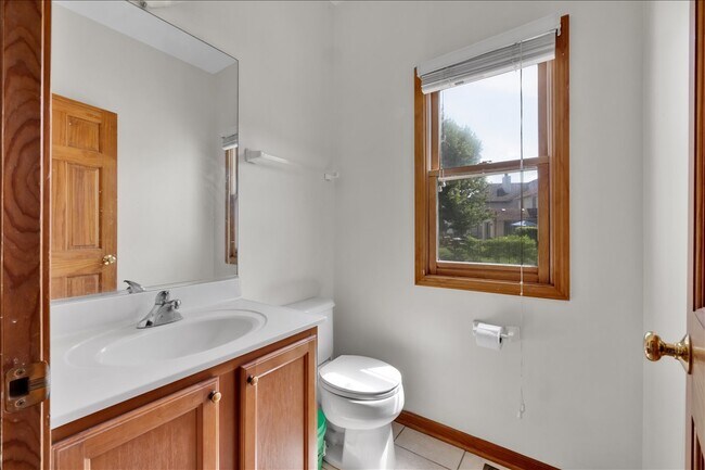 Building Photo - 24963 Heritage Oaks Dr