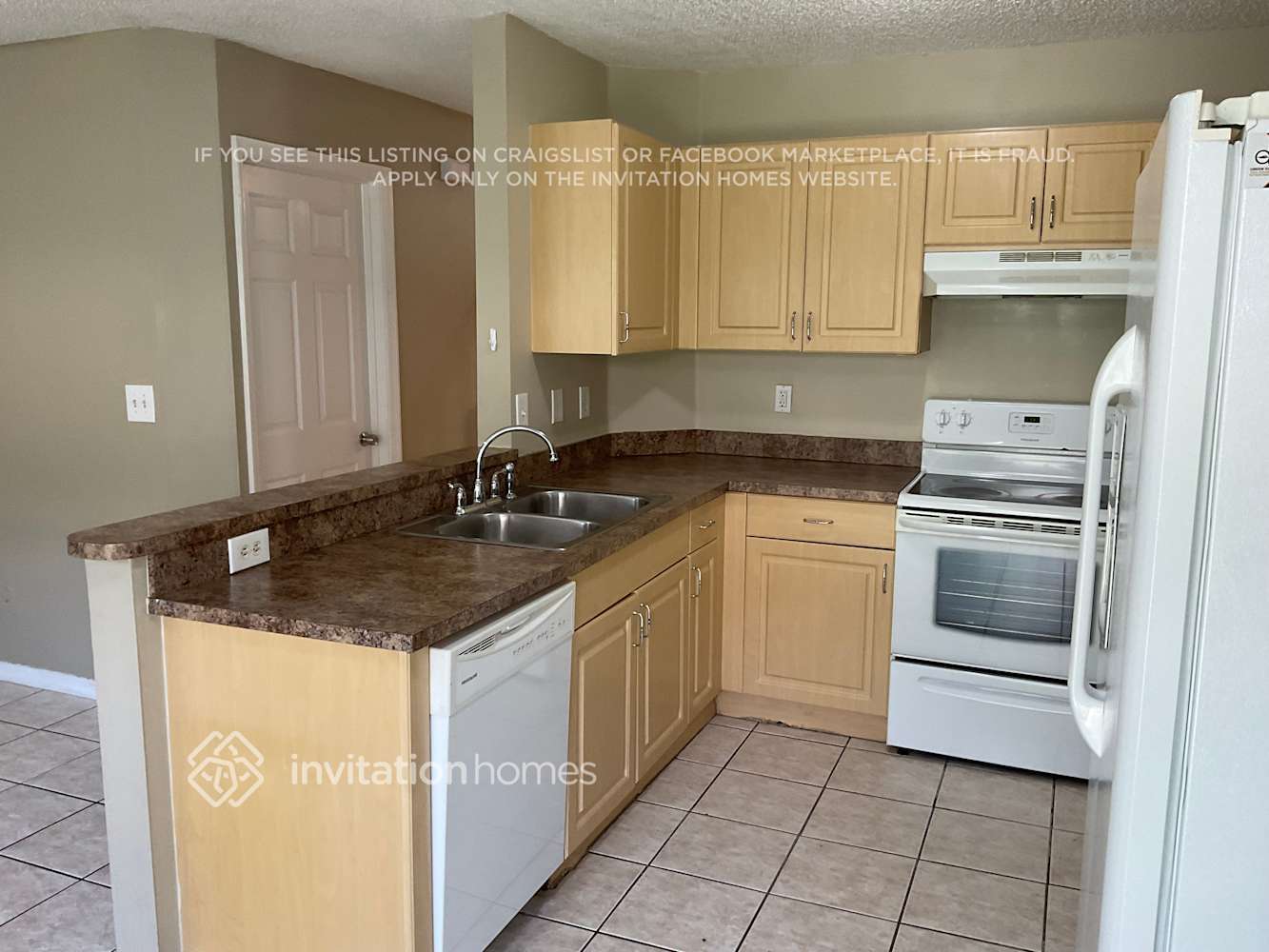 Building Photo - 620 208th Cir