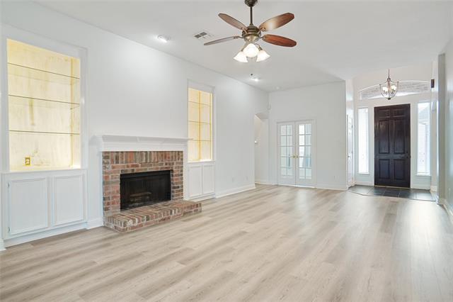 Building Photo - 1828 Lacey Oak Ln
