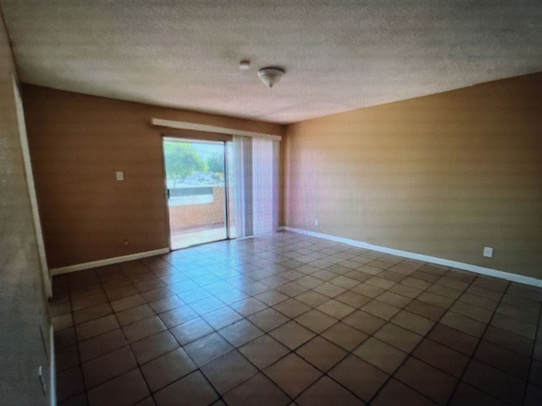 Building Photo - 101 W Olive Ave