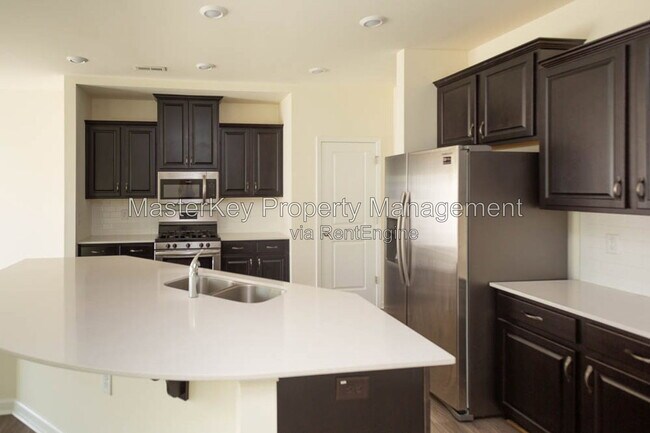 Building Photo - 1413 Trilogy Blvd