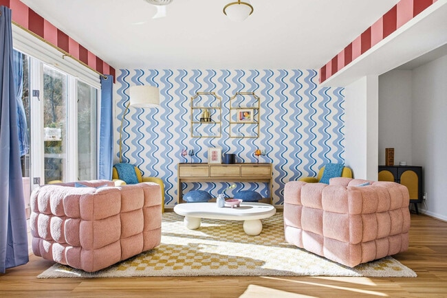 Building Photo - 12 Apple Tree Way