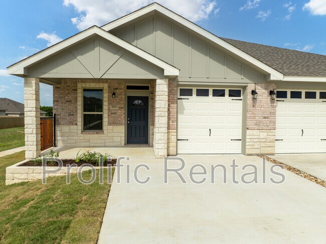 Building Photo - 5119 Rose Petal Ct