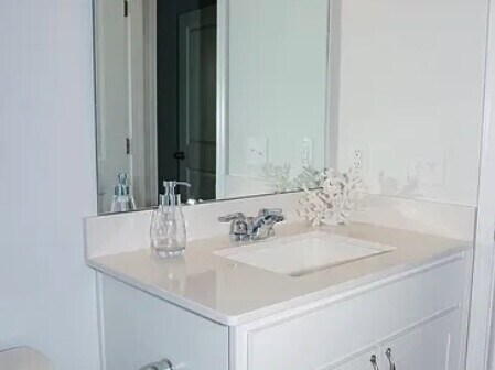 Building Photo - 115 Old Field Run