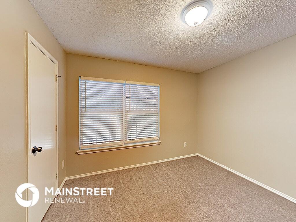 Building Photo - 4809 Shell Ridge Dr