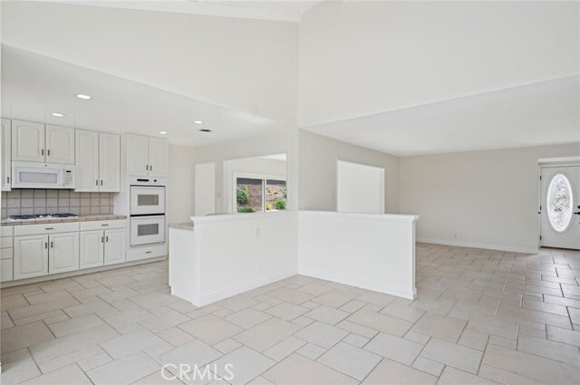 Building Photo - 33182 Blue Fin Dr
