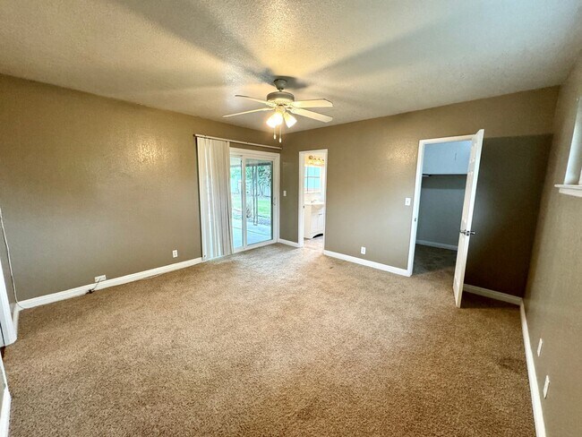 Building Photo - Coming June 2025 – Prime Claremont Location!