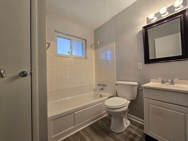 Building Photo - 3823 Iberis Ave