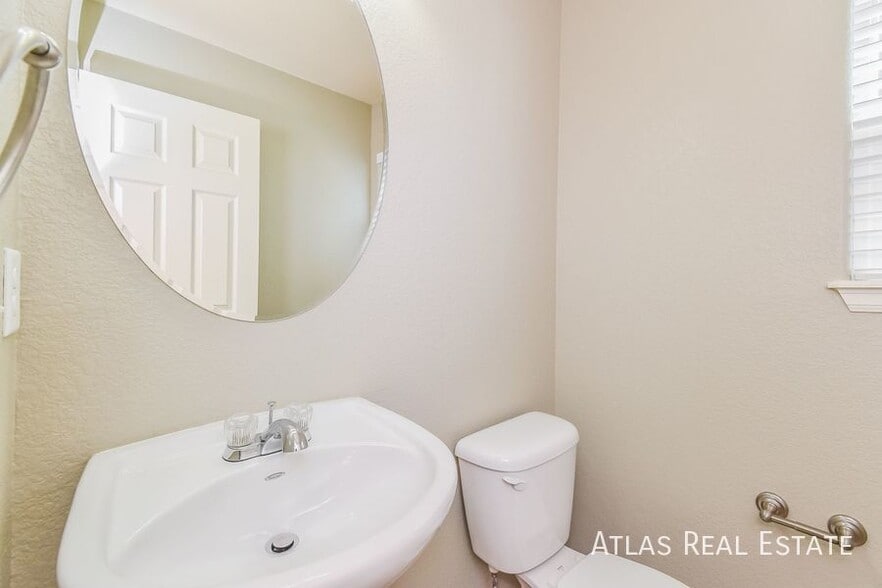 Building Photo - 7325 Pearly Heath Rd