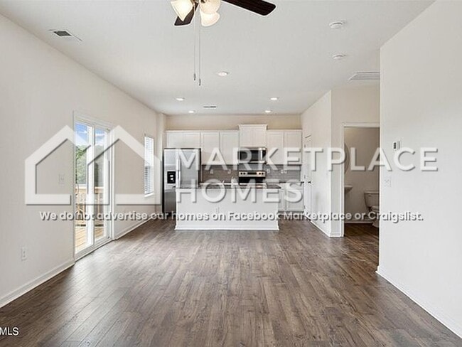 Building Photo - 1675 Pebblestone Ct