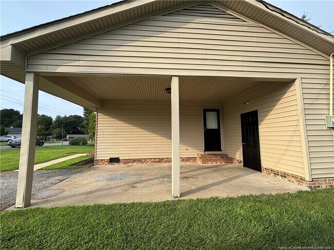 Building Photo - 107 Mars Dr