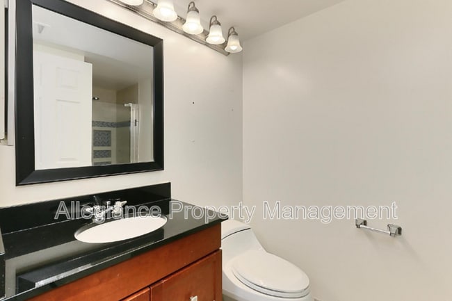 Building Photo - 2400 Clarendon Blvd