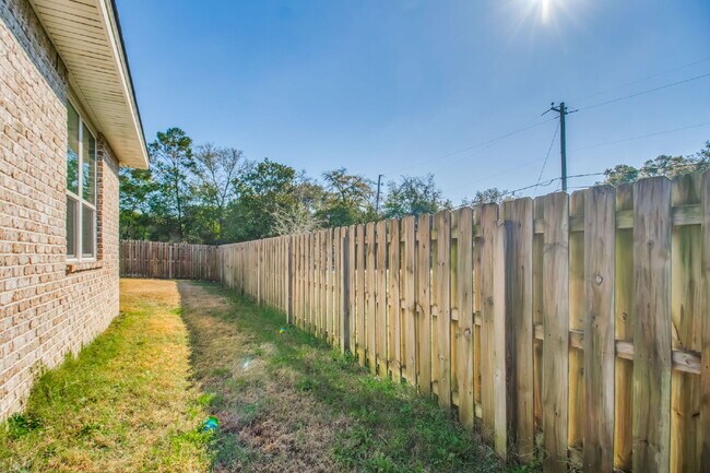 Building Photo - Beautiful 3BR / 2BA Home – Built 2019 – Fort Walton Beach