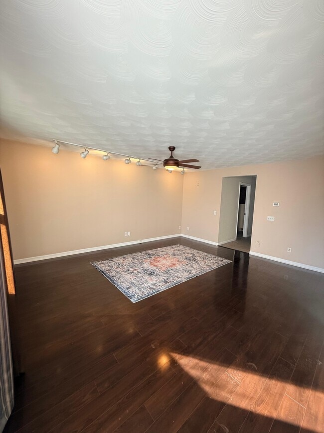 Building Photo - 3131 Turning Mill Dr