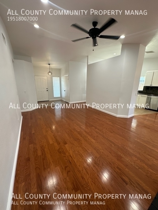 Building Photo - 1857 Creekside Dr