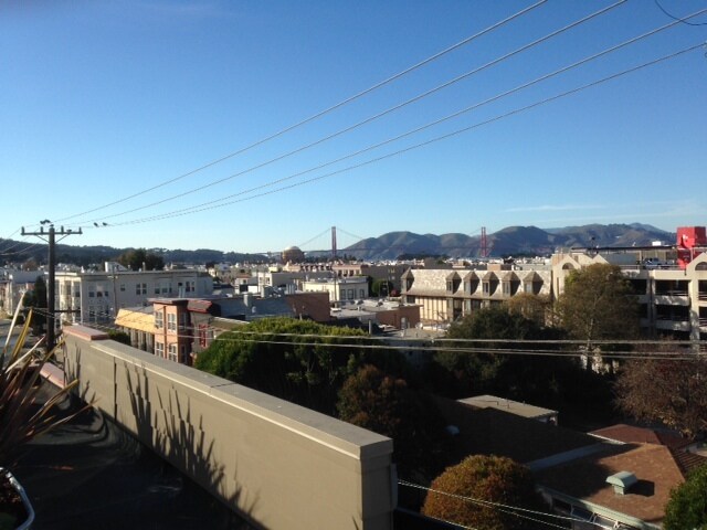 Building Photo - 2131 Greenwich St