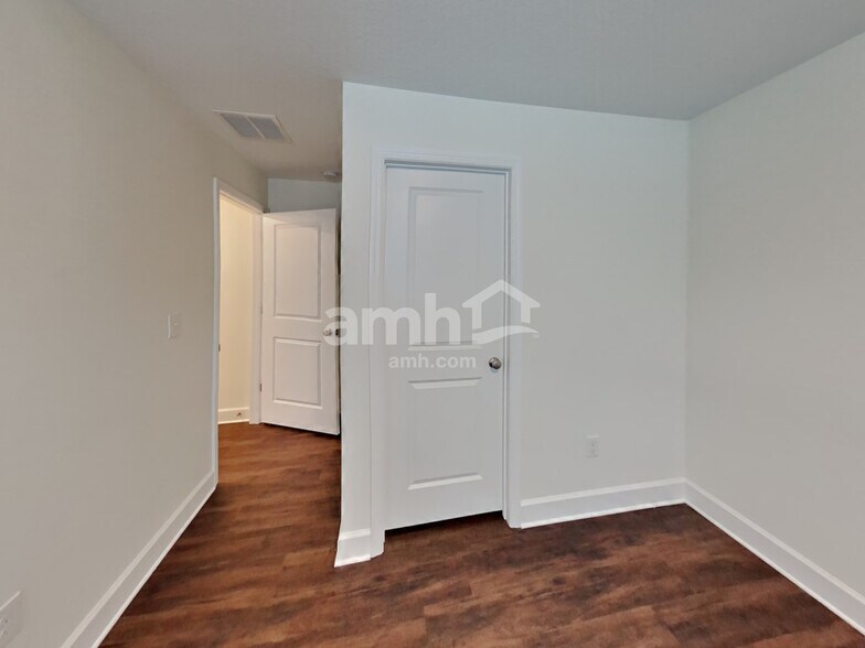 Building Photo - 3158 Bridge Haven Dr