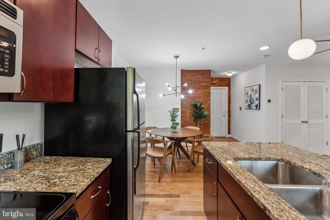 Building Photo - 5403 9th St NW