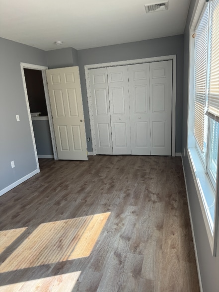 Building Photo - 183 Prospect St