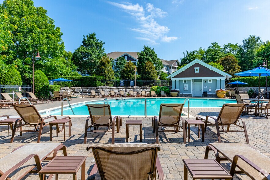 MAA Cool Springs 1001 Midwood St Franklin TN 37067 Apartment Finder