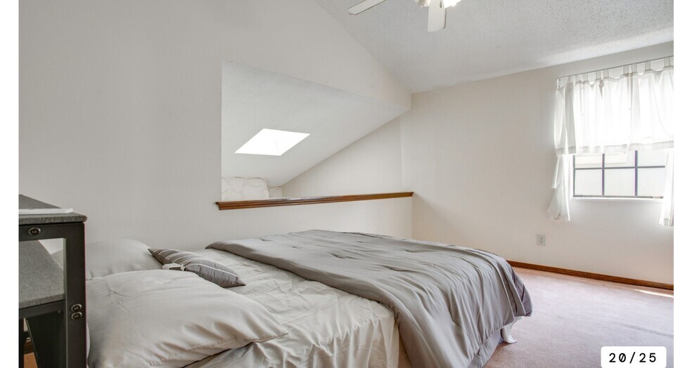 Building Photo - 4213 Paradis Ln