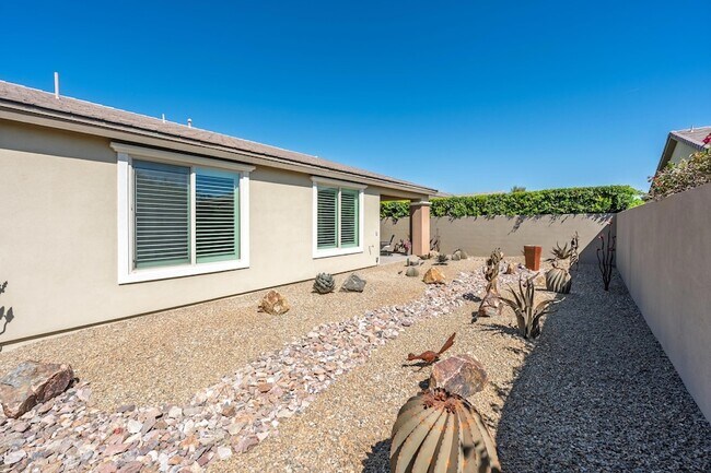 Building Photo - 51270 N Two Palms Way