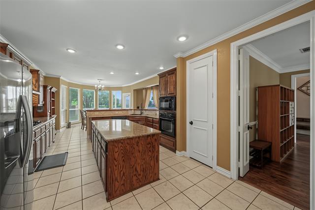 Building Photo - 1335 Bradford Dr
