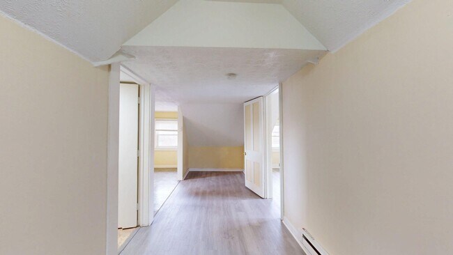 Building Photo - 2681 E 126th St