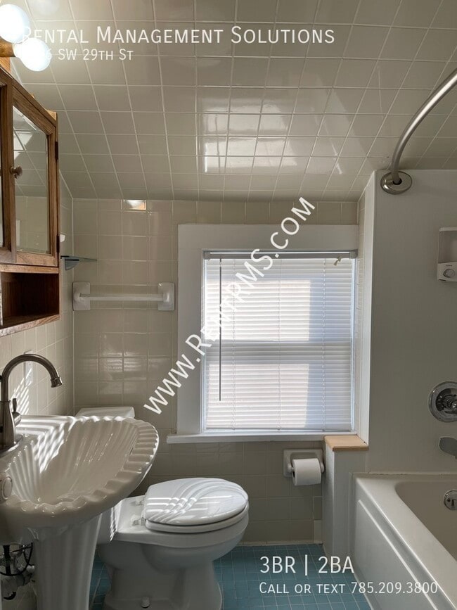 Building Photo - 1906 SW 29th St